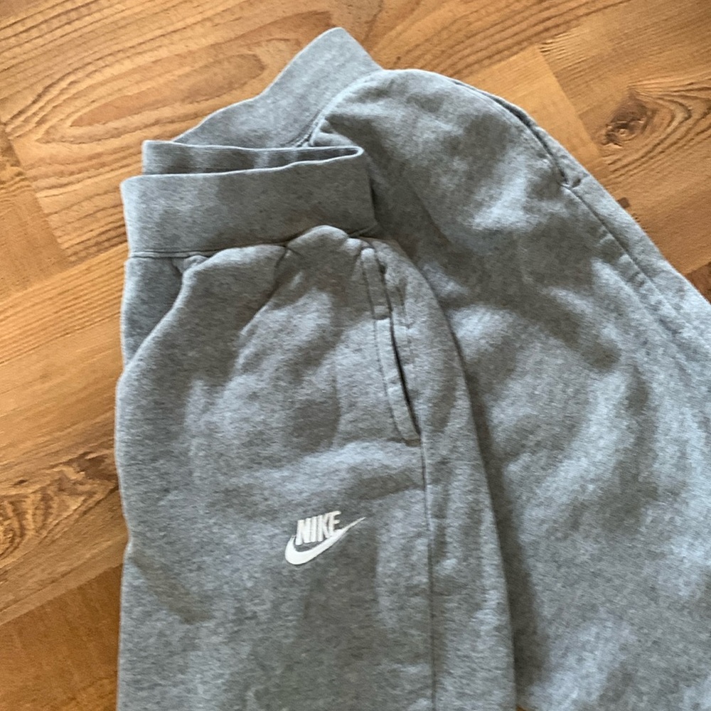 Nike Youth XL sweatpant